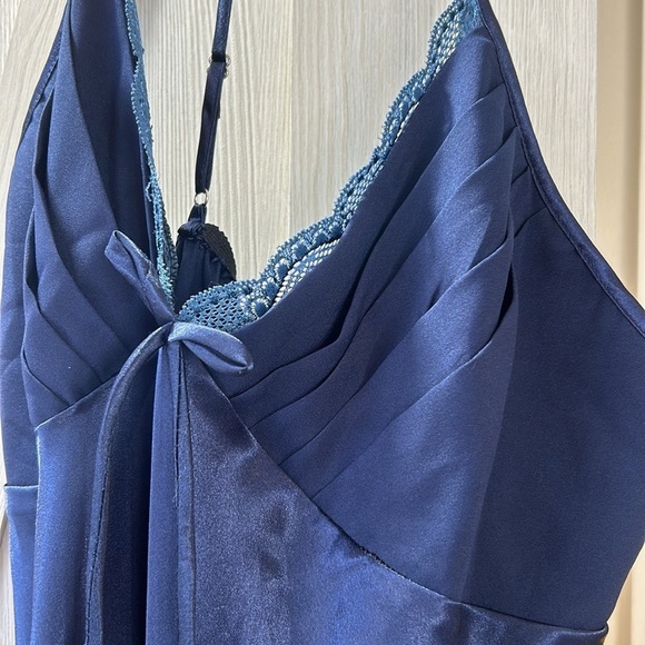 Lus Chic NWT Navy Pajama Slip with Scalloped side slit Sz 3X - Picture 2 of 15